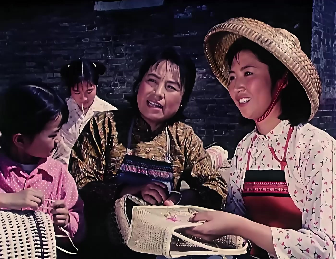 甜蜜的事业修复版.mp4_20250326_142349.410.jpg