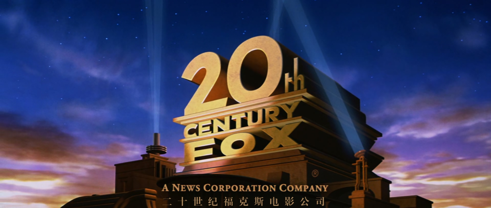 机械公敌.I.Robot.2004.Bluray.1080p.BluRay.x265.10bit.2audio特效字幕.mkv_20250425.jpg