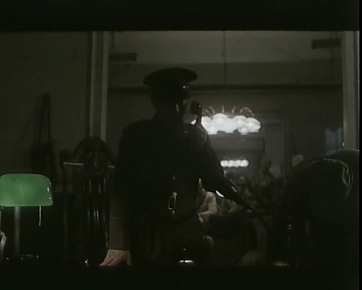 上海纪事.mkv_20250511_112725.762.jpg