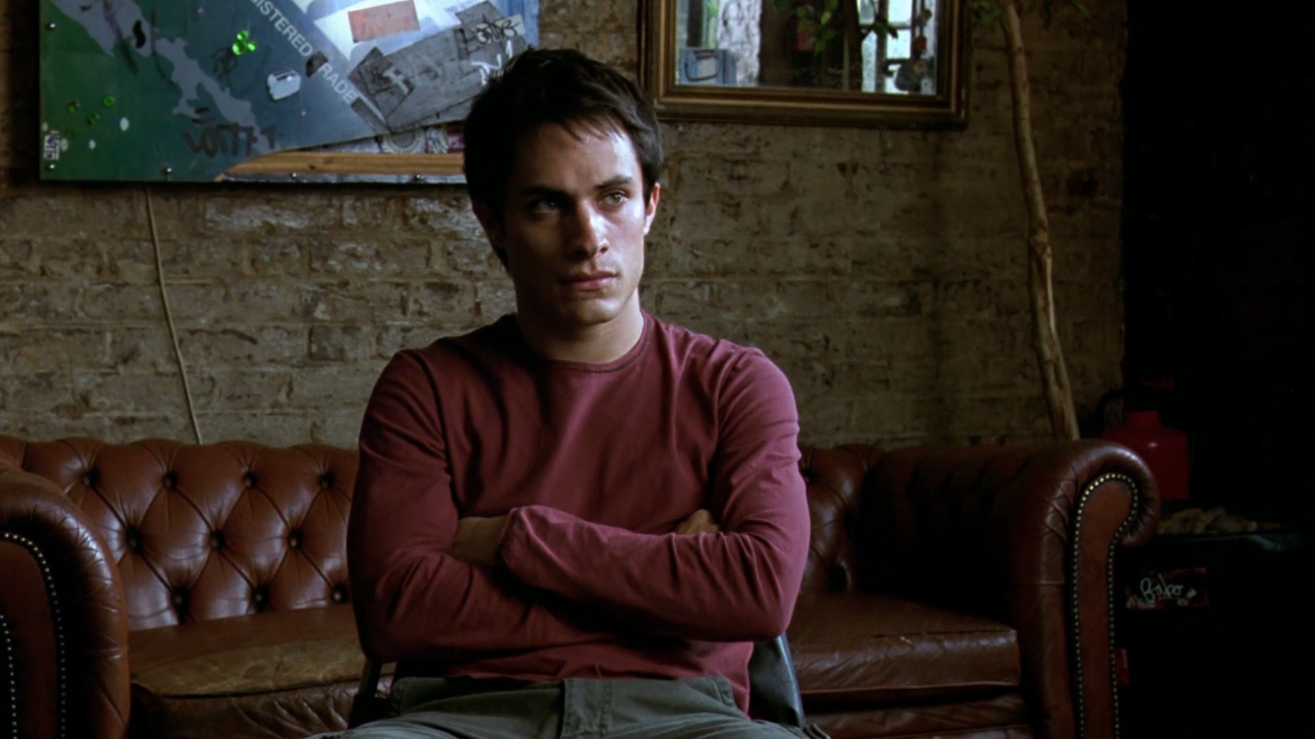 Dot.The.I.2003.1080p.WEBRip.x264.AAC-[YTS.MX].mp4_20250513_195300.496.jpg