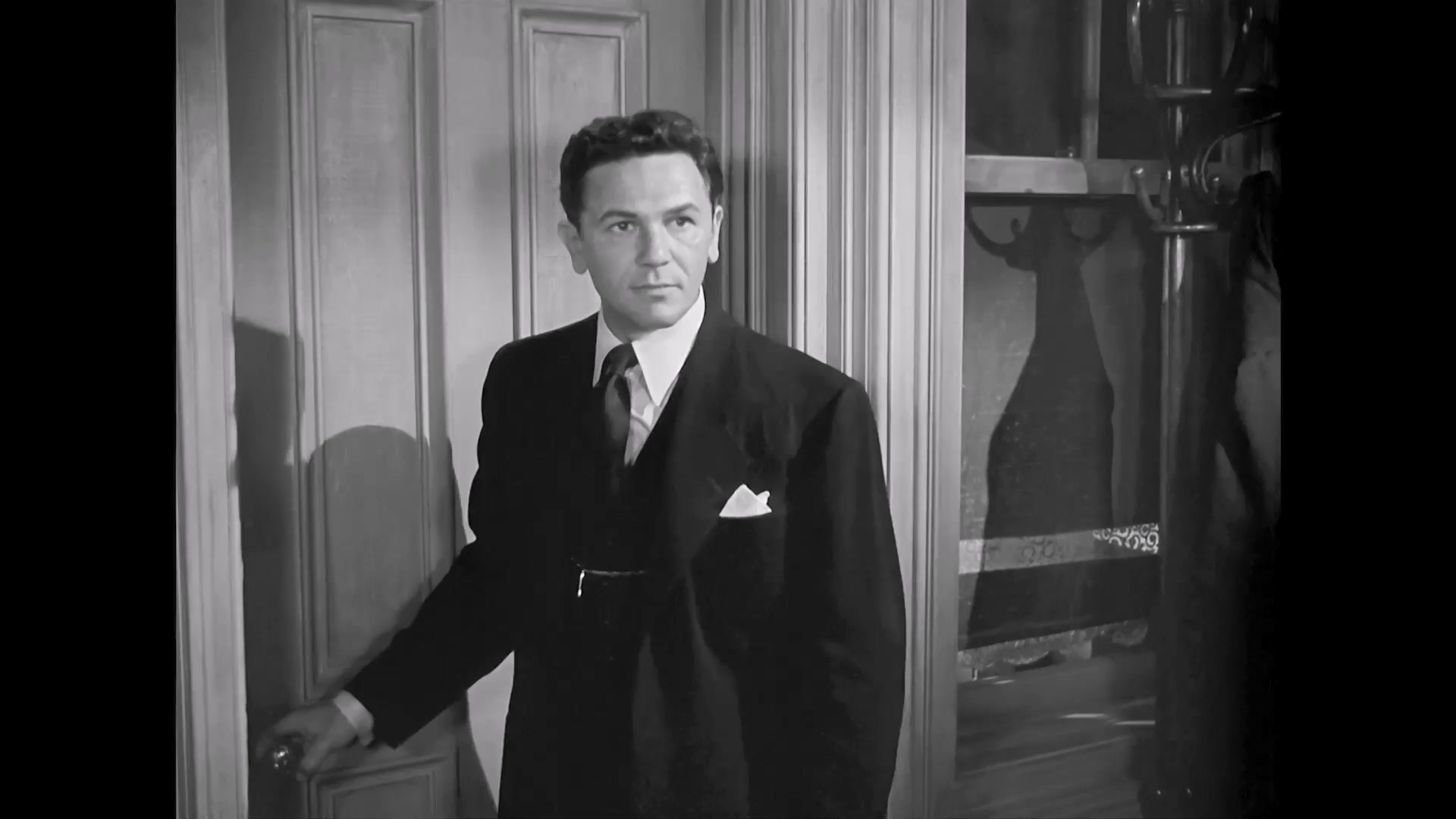 Force.of.Evil.1948.1080p.WEB-DL.x264.AAC-MOMOWEB.mkv_20250513_212109.333.jpg
