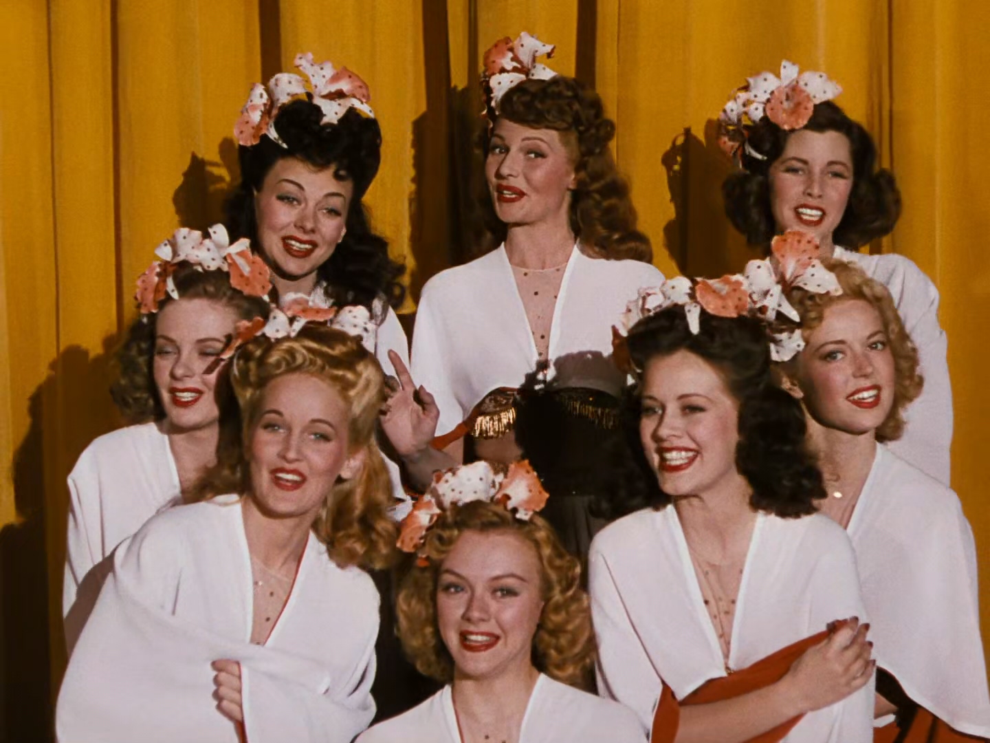 【封面女郎】Cover.Girl.1944.Bluray.1080p.x265.10bit.hclg.mkv_20250514_123648.024.jpg