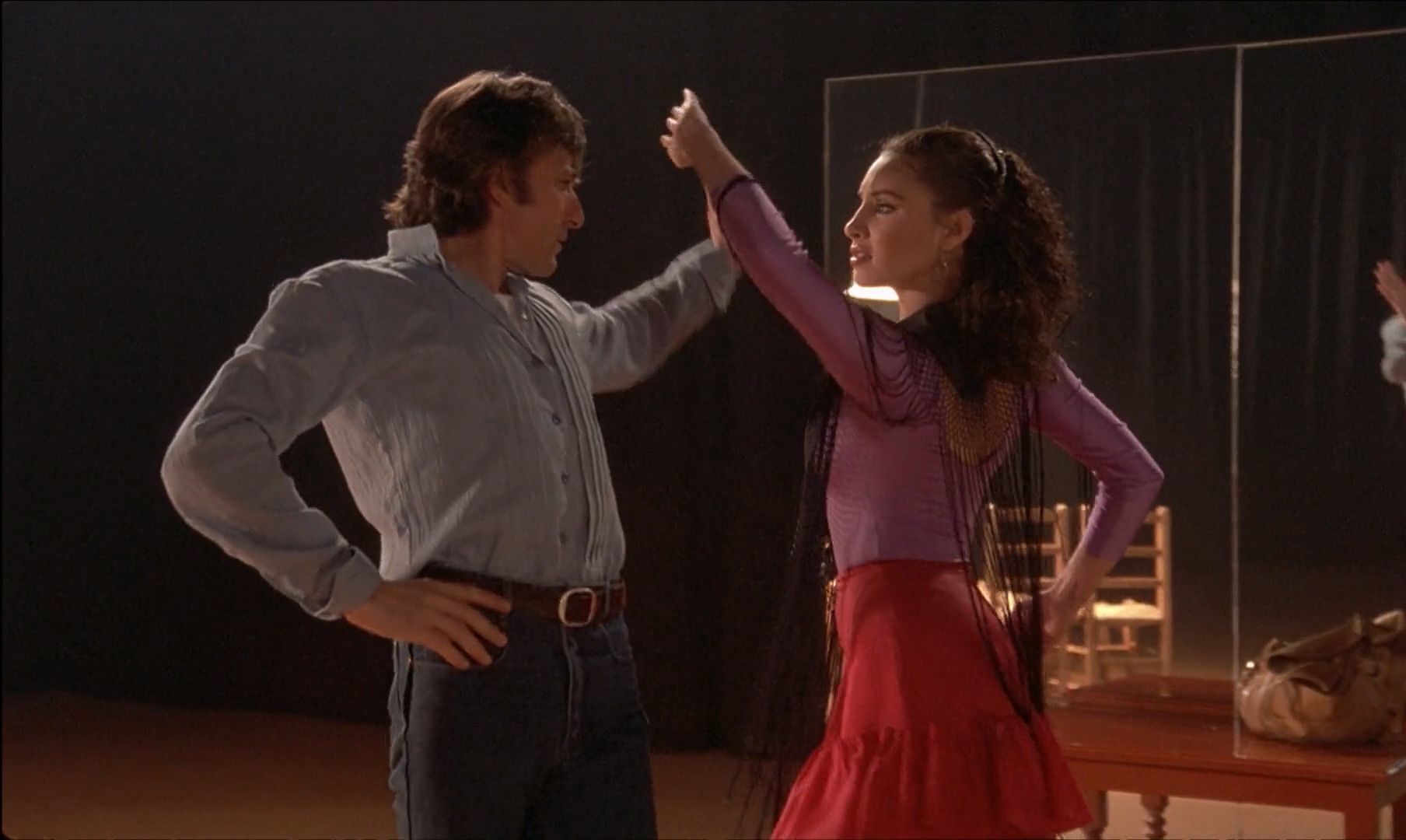 Carmen.1983.SPANISH.1080p.BluRay.H264.AAC-BYLH.mkv_20250517_084008.082.jpg