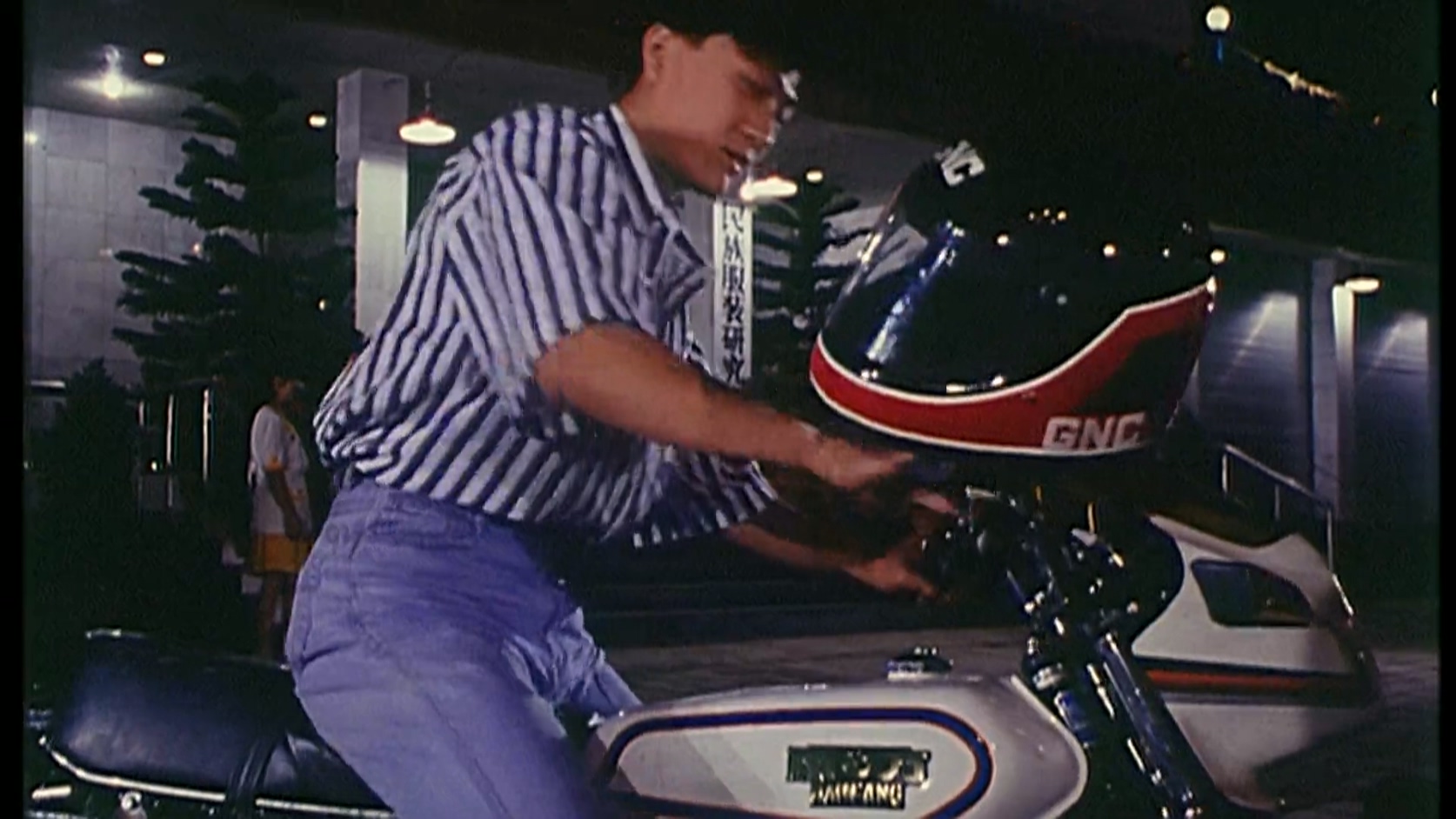 桃色旋风.mkv_20250518_113145.642.jpg