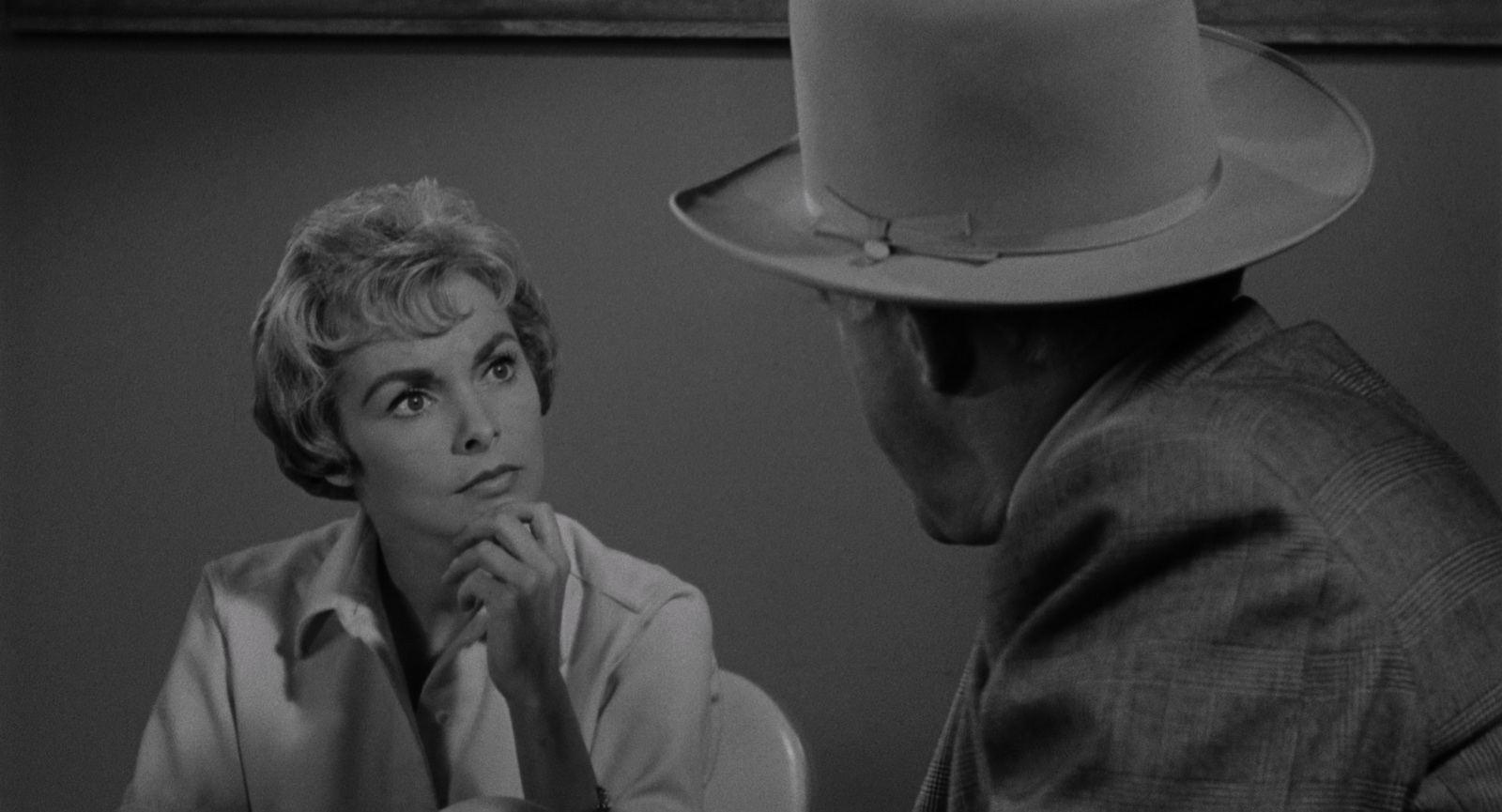 Psycho.1960.UHD.BluRay.2160p.DTS-X.7.1.HDR.x265.10bit-DreamHD.mkv_20250518_130744.344.jpg