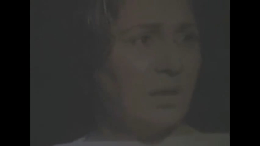 上译经典巴基斯坦科幻电影天外来客.mp4_20250531_163350.748.jpg