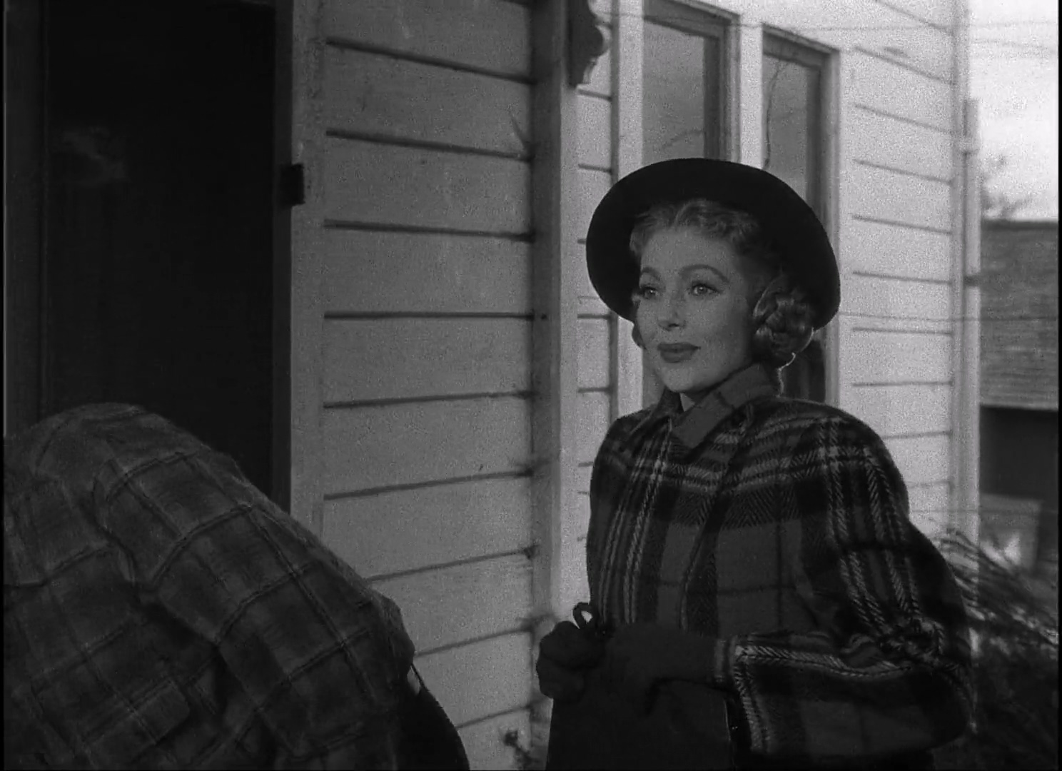 农家女.1947.国英双语.英字.BluRay.1080p.H264.AC3-RARBG.mkv_20250603_161405.525.jpg