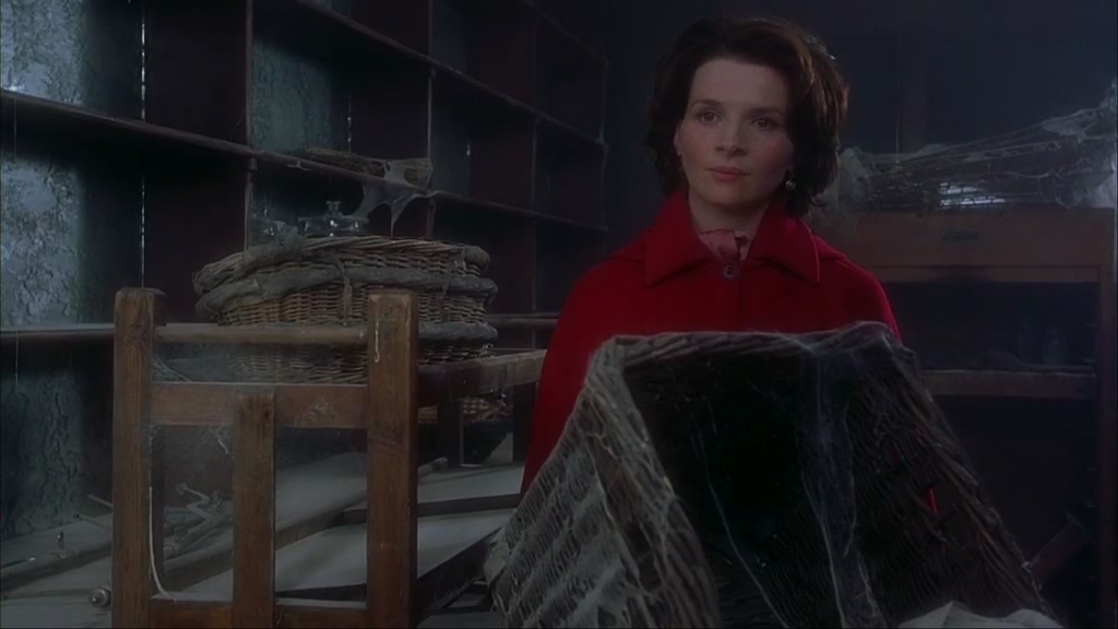 Chocolat.2000.浓情巧克力.双语字幕.HR-HDTV.AC3.1024X576.x264-人人影视制作.mkv_202.jpg
