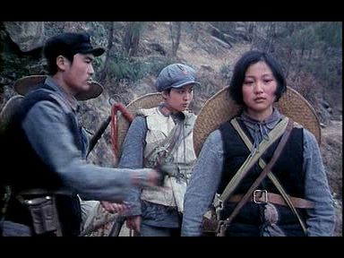 红叶铺满的小路-01（1983）.dat_20250610_184803.071.jpg
