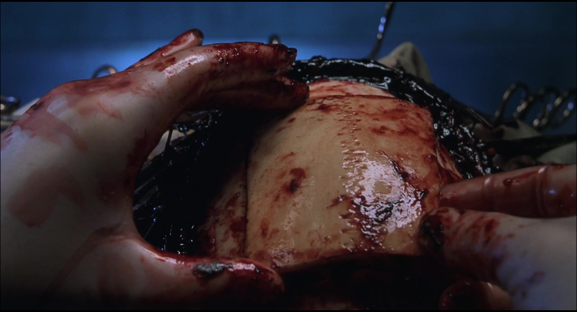 养鬼吃人6：死亡代码(2002).MKV_20250612_154540.599.jpg