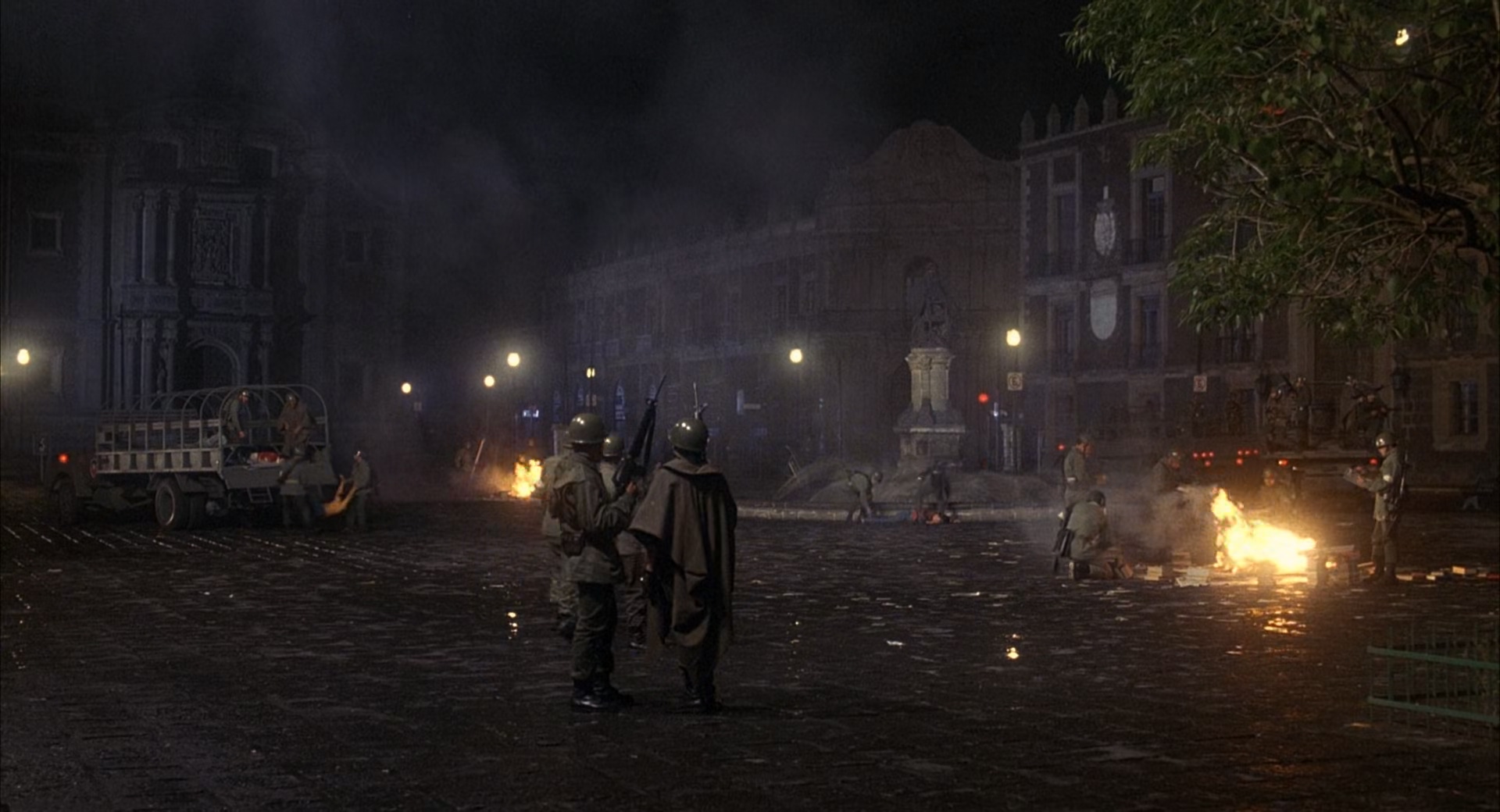 Missing.1982.1080p.BluRay.x265-RARBG-bylh.mkv_20250628_092034.709.jpg