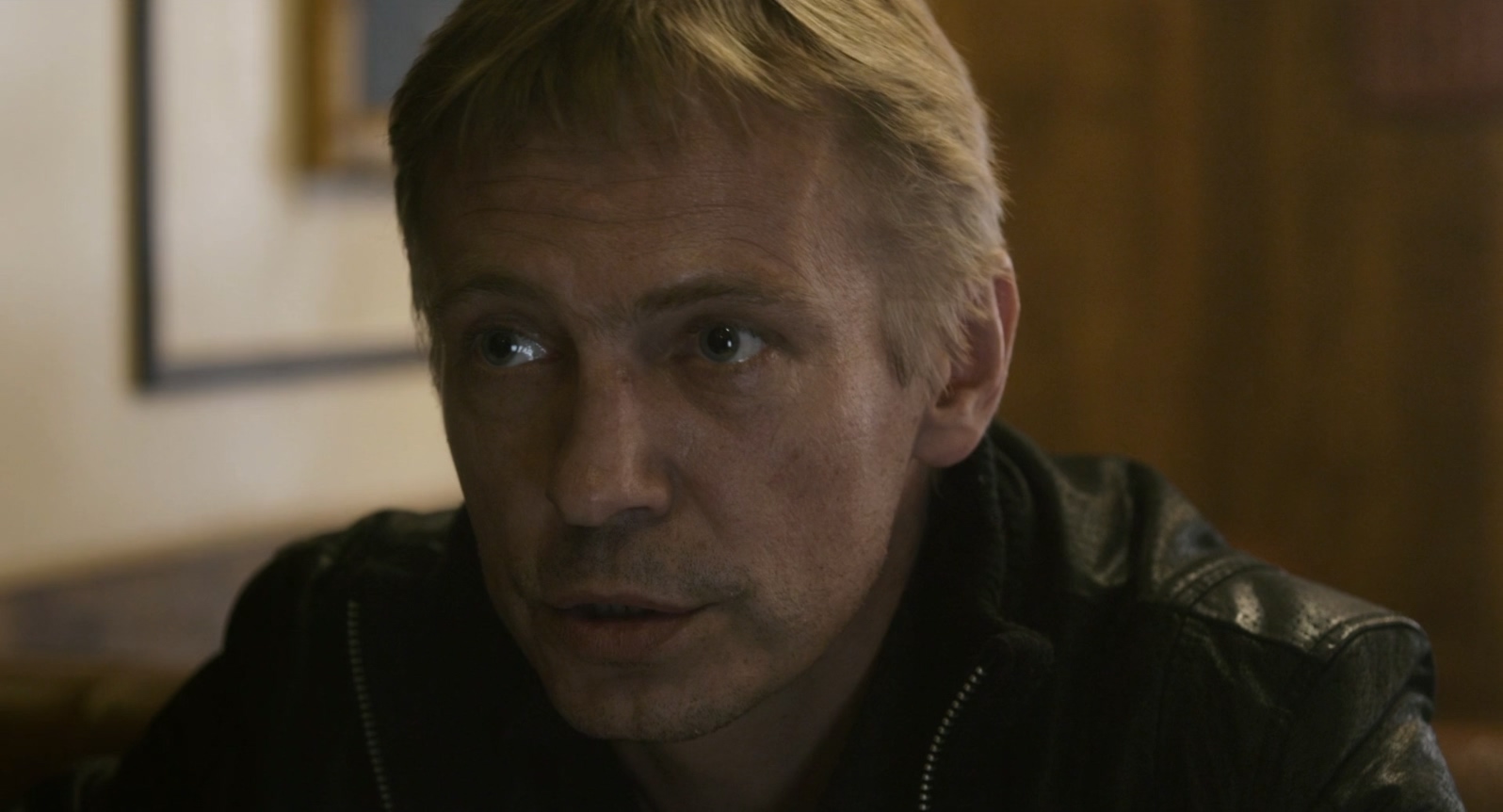 混蛋.Les.Salauds.2013.FRENCH.1080p.Bluray.x264.AC3-HazMatt特效字幕.mkv_20250630_.jpg