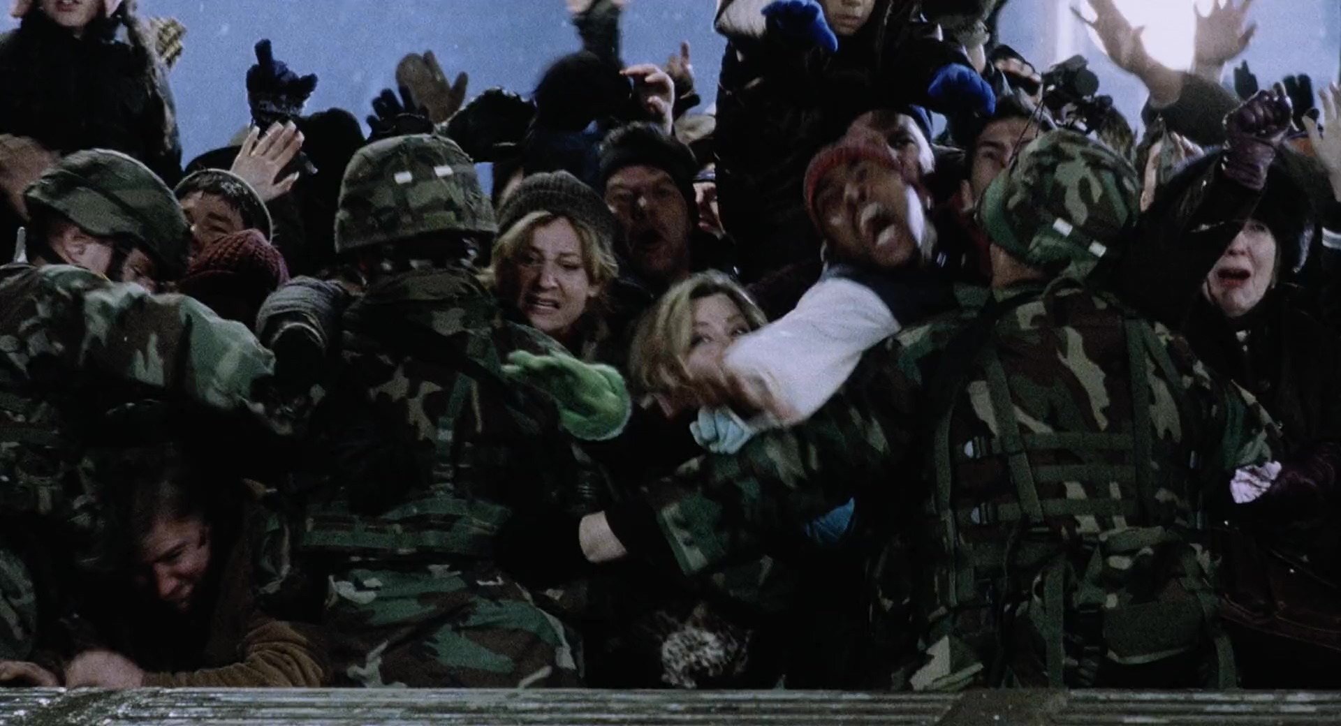 世界之战.War.of.the.Worlds.2005.2Audio.CN.mkv_20250701_114101.649.jpg