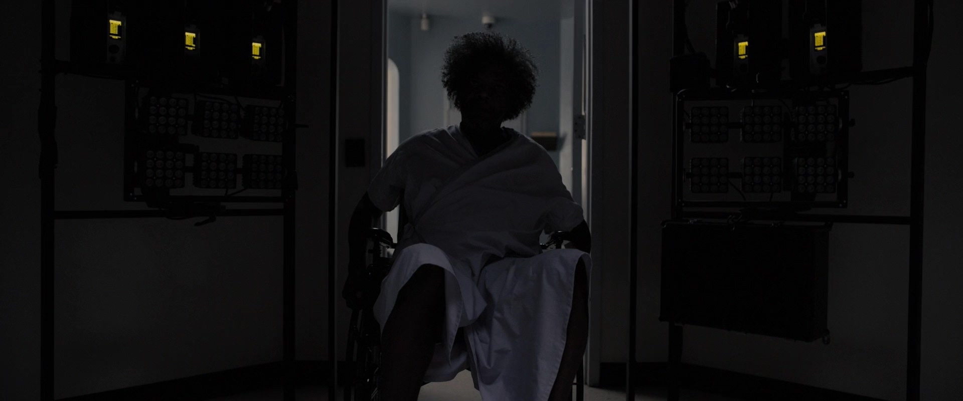 分裂2：玻璃先生.Glass.2019.CNSC.mkv_20250709_124656.257.jpg
