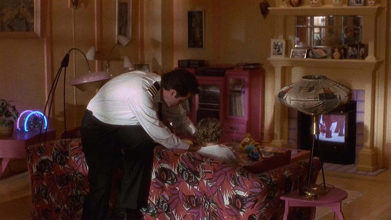 飞越童真2.Look.Who's.Talking.Too.1990.2Audio.CN.mkv_20250710_123312.165.jpg
