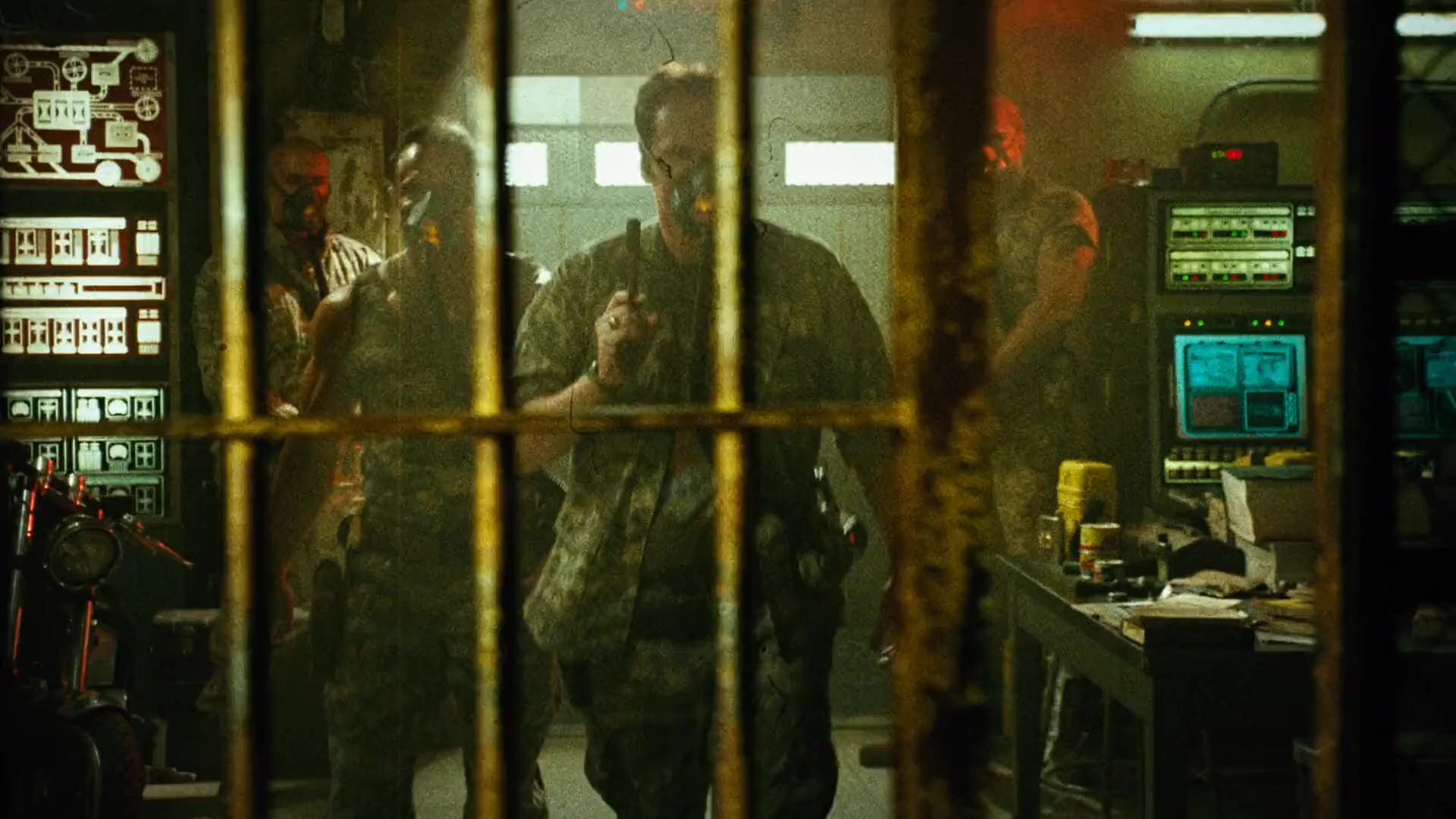 恐怖星球.Planet.Terror.2007.CNSC.mkv_20250717_133533.896.jpg