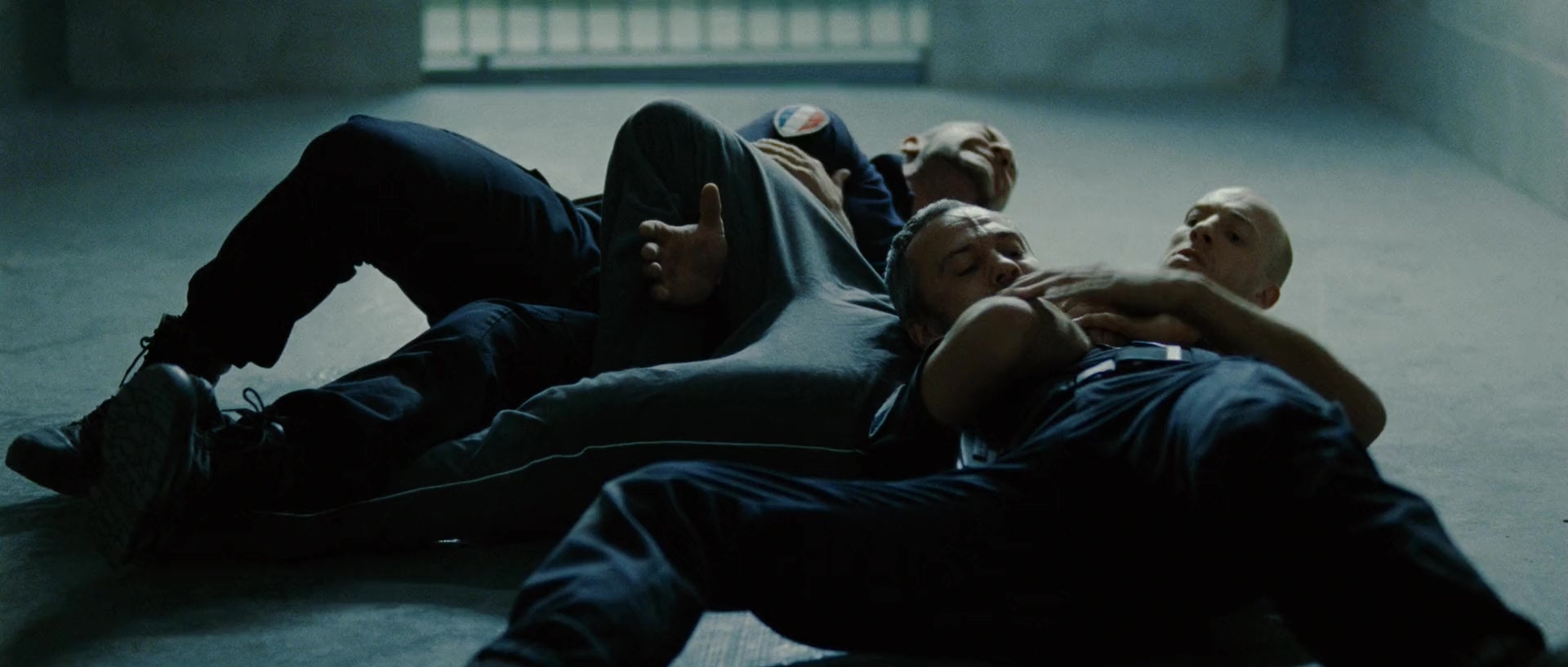 暴力街区13：终极.District.13.Ultimatum.2009.2Audio.CN.mkv_20250717_154827.654.jpg