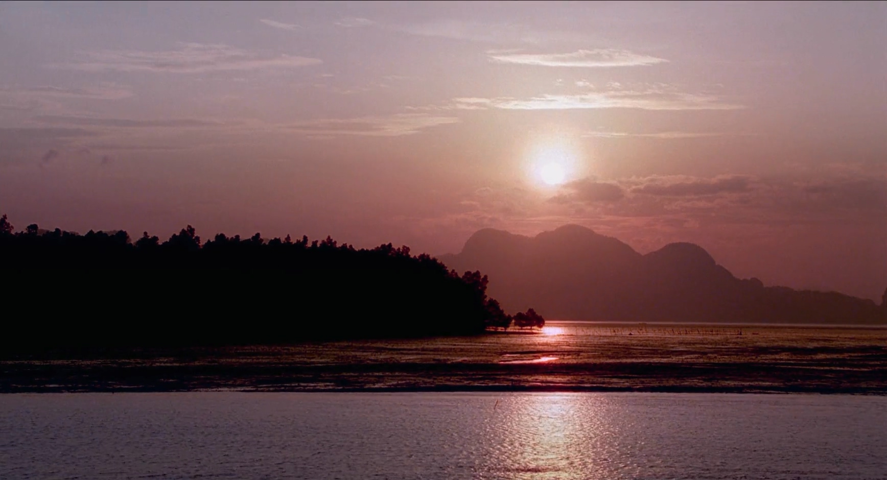 2008.海军陆战队员2(95分钟).1080P.英语中字.mkv_20250729_010003.357.jpg