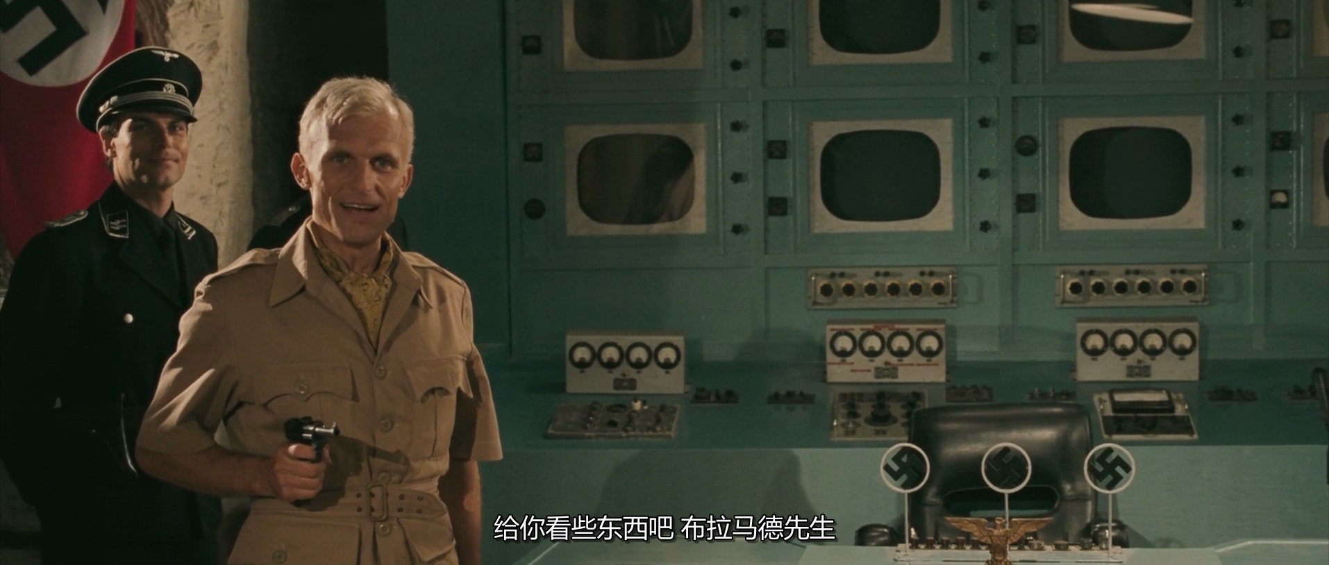 2006.OSS117之开罗谍影(99分钟).1080P.法语中字.mkv_20250731_004219.540.jpg