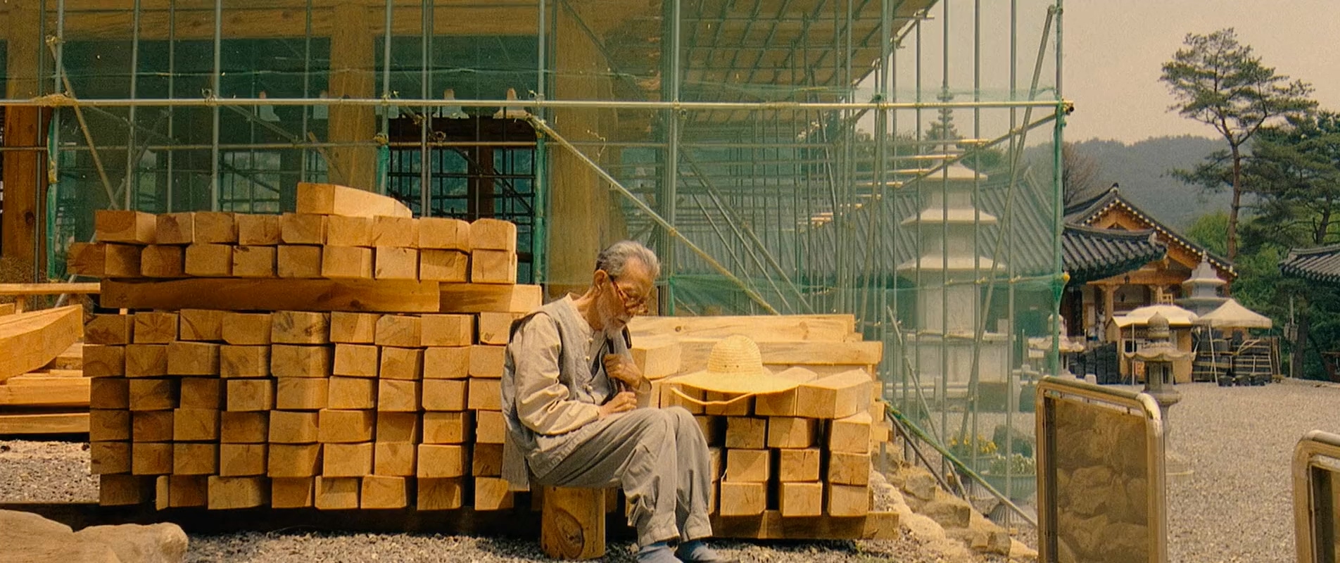 我脑海中的橡皮擦.A.Moment.to.Remember.2004.2Audio.CN.mkv_20250731_154841.961.jpg