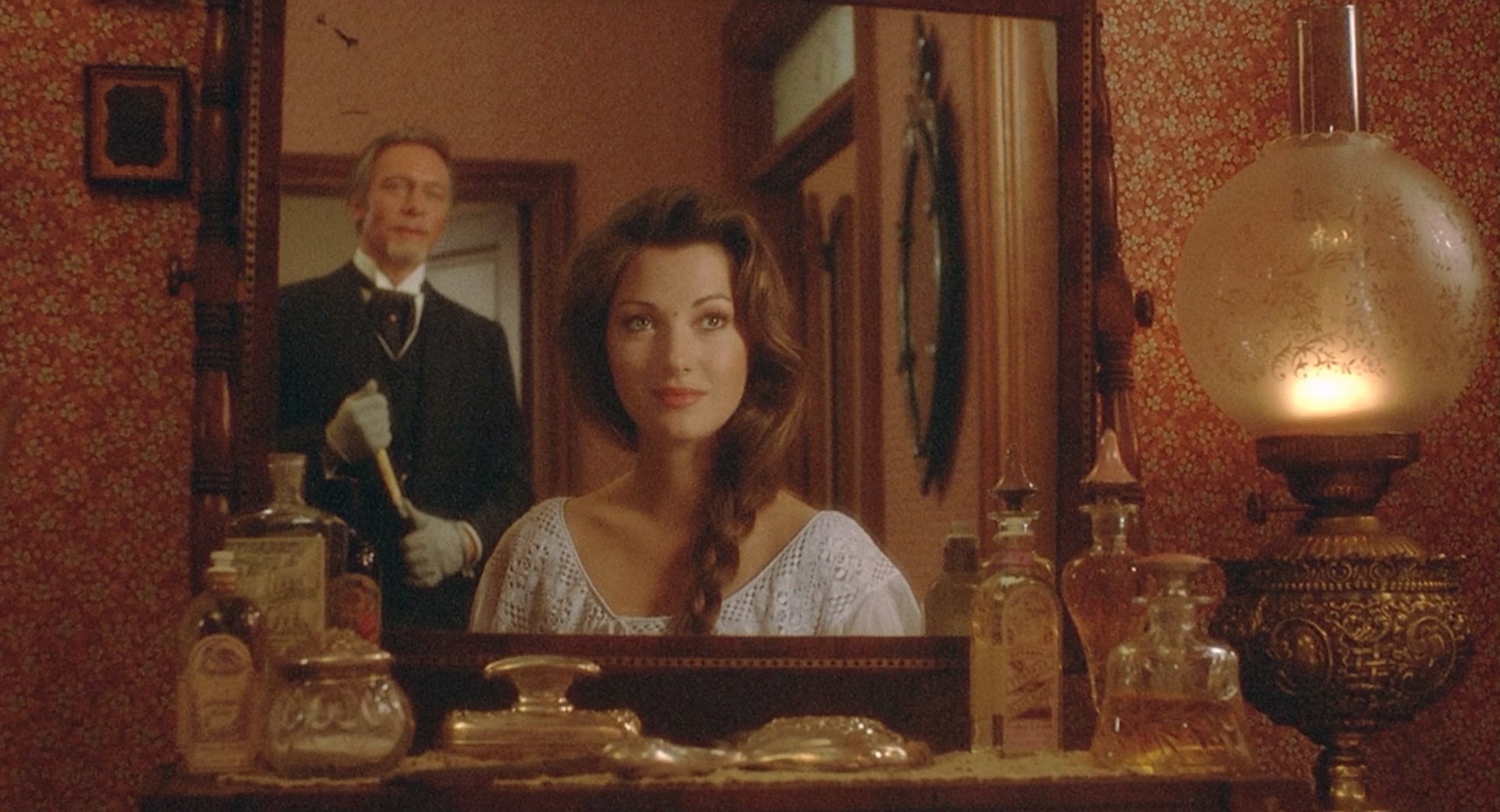 Somewhere.In.Time.1980.1080p.BluRay.x264.DTS.2Audio-QuickIO.mkv_20250804_002959.474.jpg