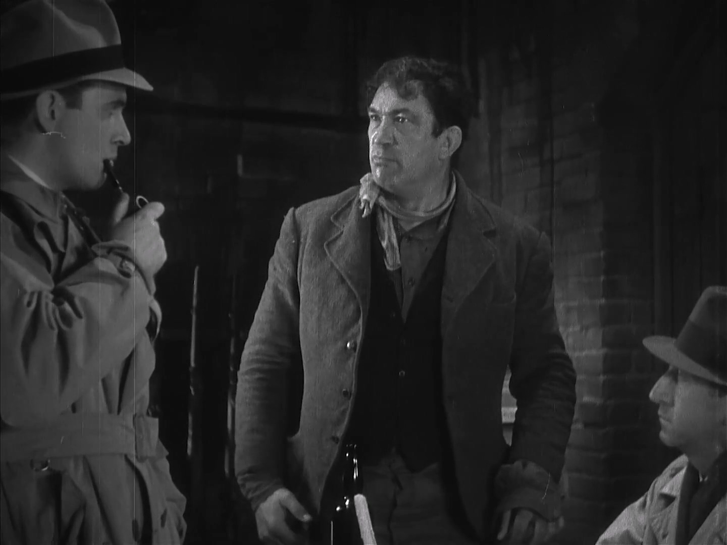 The.Informer.1935.1080p.BluRay.x264.AAC-[YTS.MX].mkv_20250805_110839.699.jpg