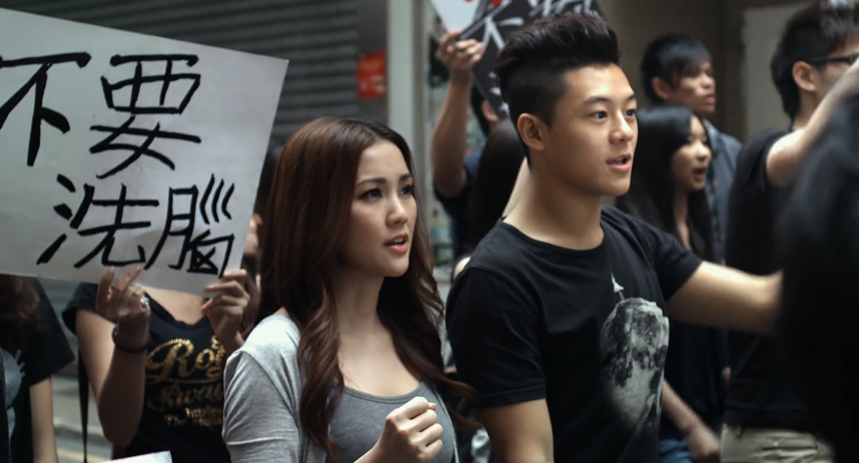 命运派对.Doomsday.Party.2013.1080p.BluRay.x264.AAC.2audio.mkv_20250811_101632.703.jpg