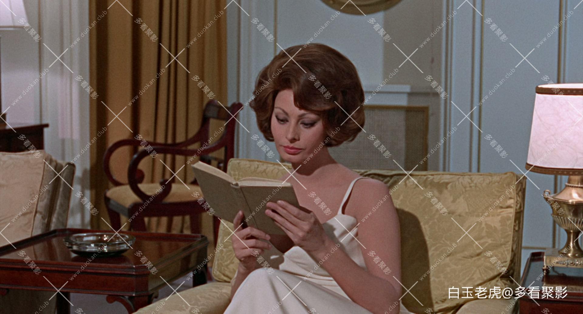 A.Countess.from.Hong.Kong.1967.BluRay.1080p.x265.10bit.FLAC.REPACK-MiniHD.mkv_20.jpg