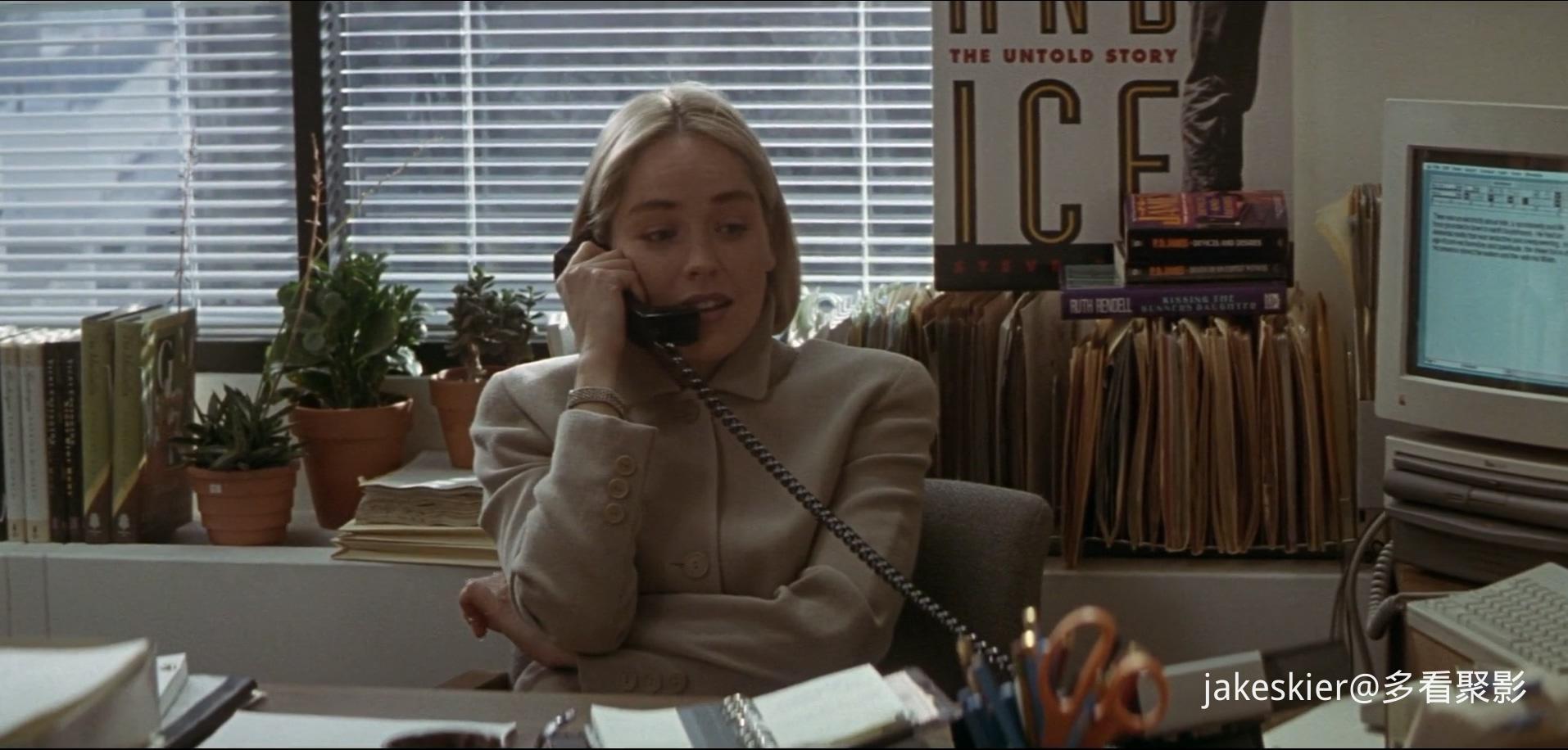 1993.偷窥(107分钟).1080P.内参英中字.mkv_20250924_083956.500.jpg