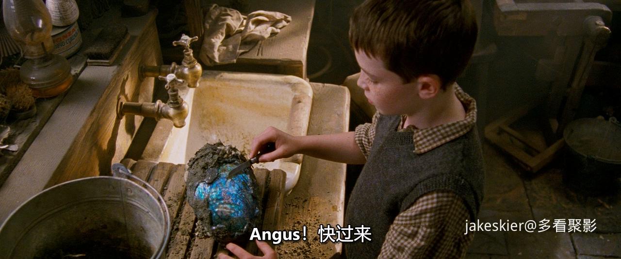 2007.尼斯湖怪：深水传说(112分钟).720P.北影英语中字.mkv_20250928_235623.880.jpg
