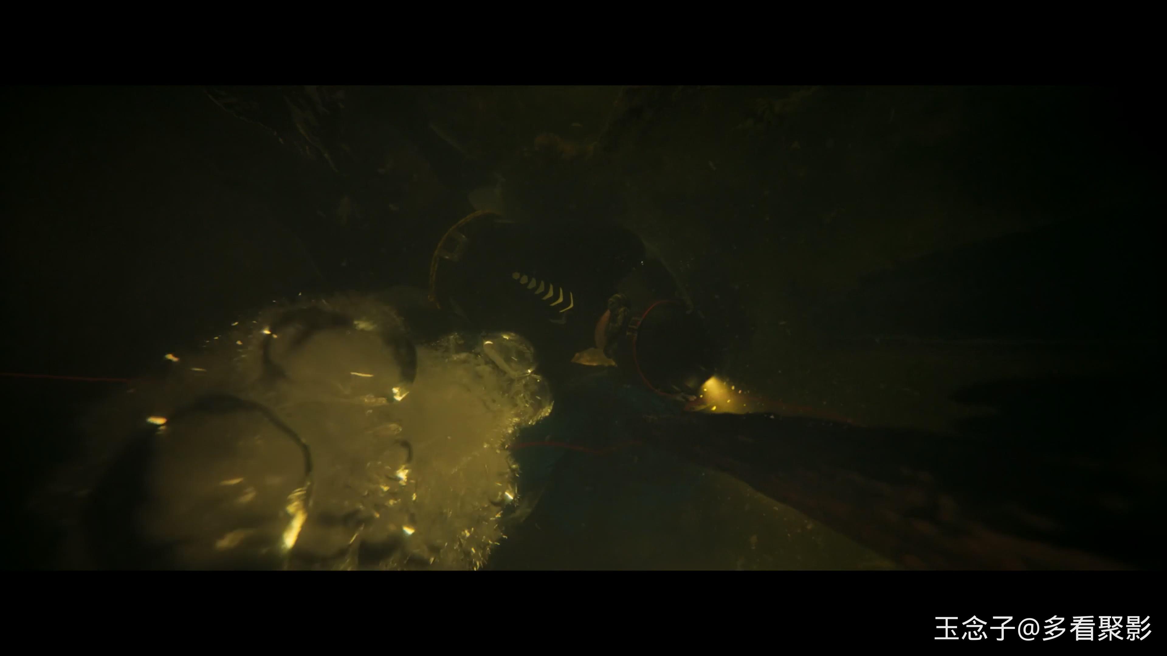 13条命.Thirteen.Lives.60fps.2022.HD2160P×264.AAC.CHS-ENG.星球放映室4K小组_2.mp4.jpg