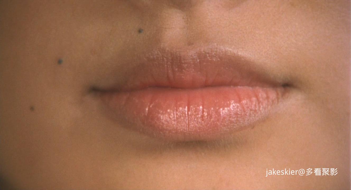1979.拥抱(110分钟).720P.港配日中字.mkv_20260125_201036.531.jpg