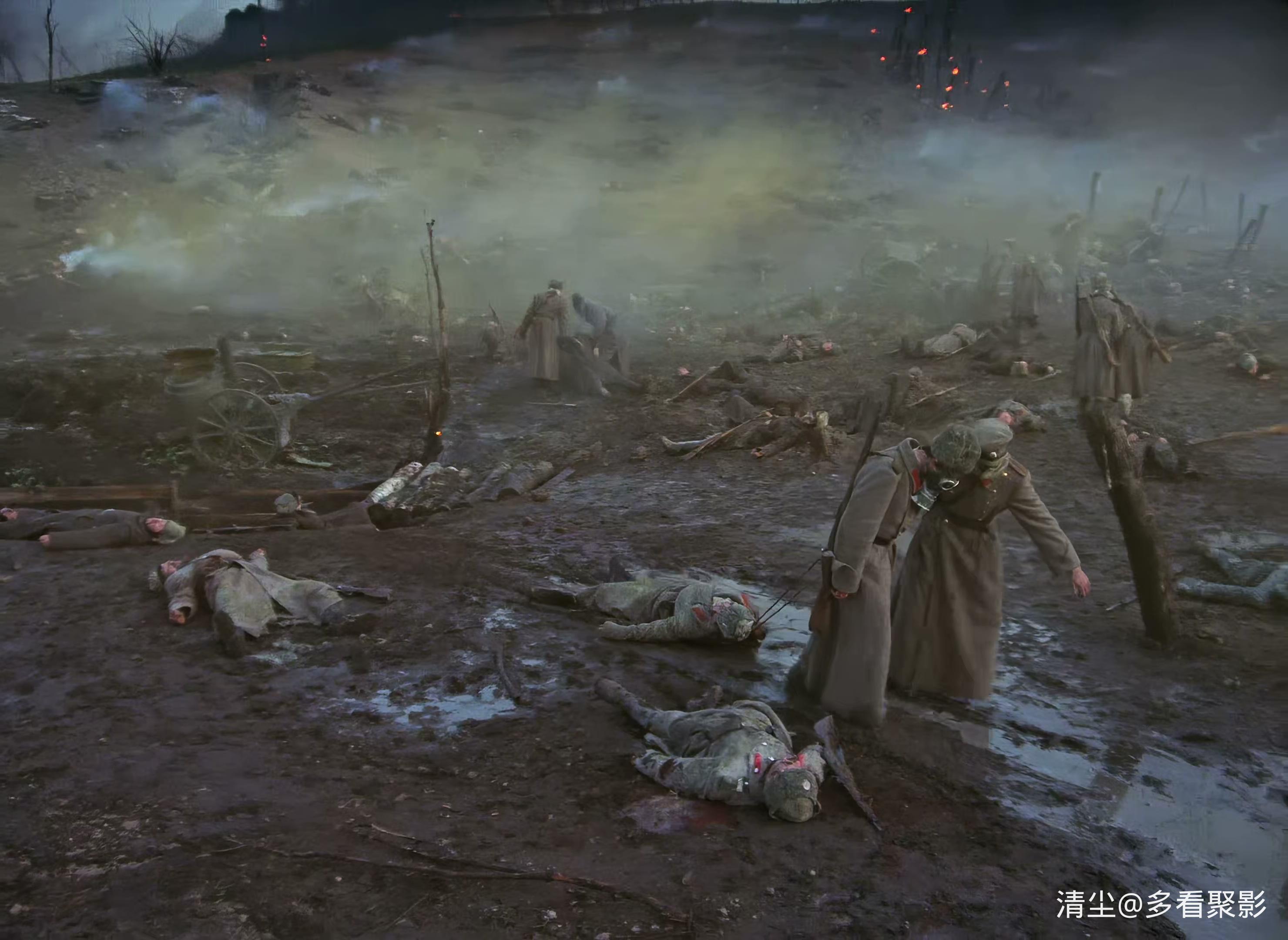 1983 红钟2：我见证了新世界的诞生 Red Bells Part II I Saw the Birth of a New Worl.jpg