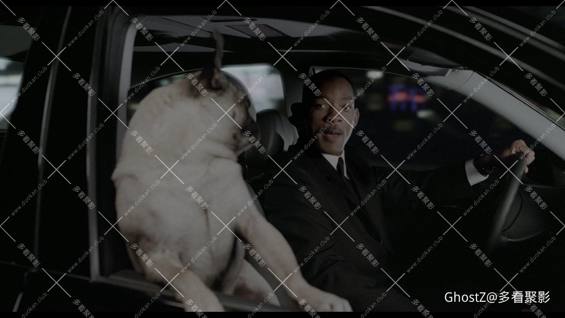 黑衣人2 (2002) [tmdb=608].mkv_001951.857.png