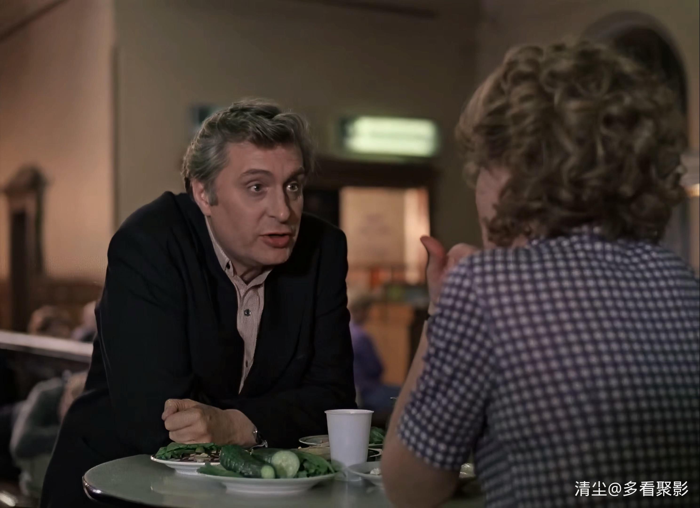1983 两个人的车站 4K.mkv_20260528_140850.467.jpg