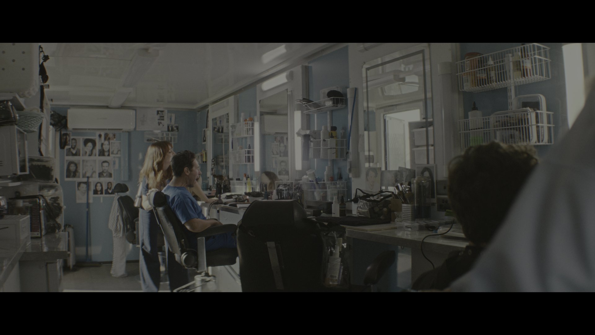 新狂蟒之灾 (2025).mkv_000504.429.png