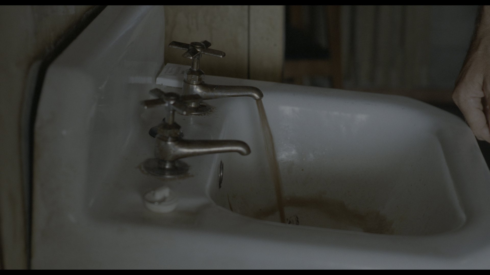 雷霆之心 (1992) [tmdb=12395].mkv_001745.773.png