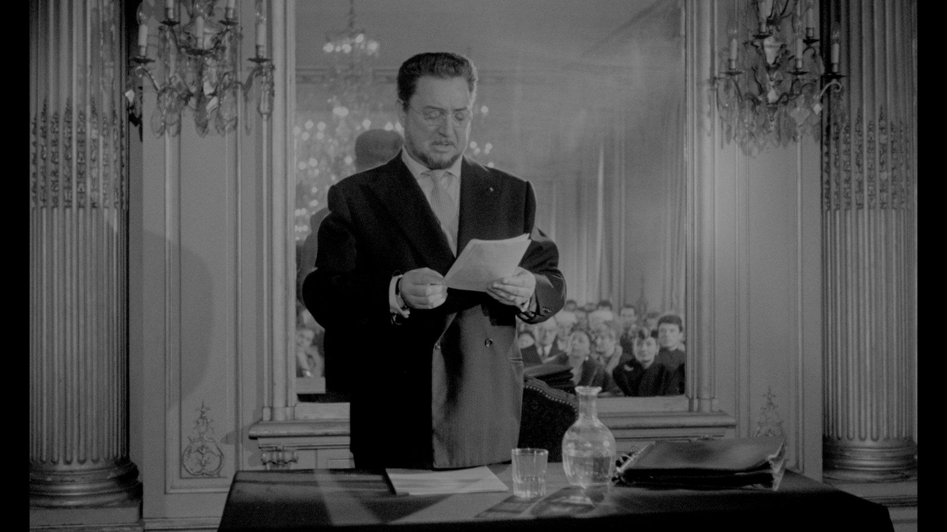 没有面孔的眼睛 (1960) [tmdb=31417].mkv_000639.708.png