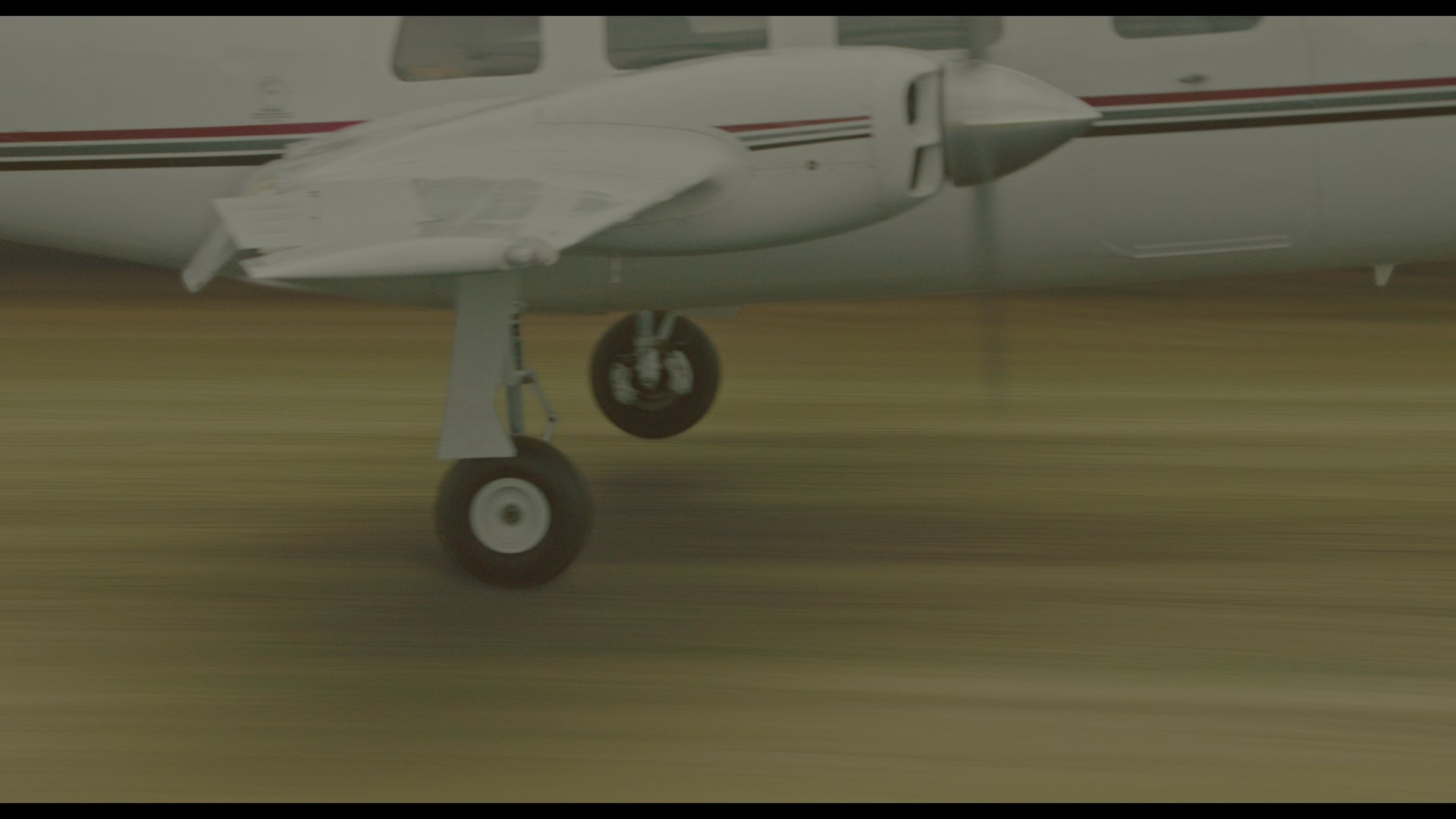美国行动 (2017).mkv_002414.453.png