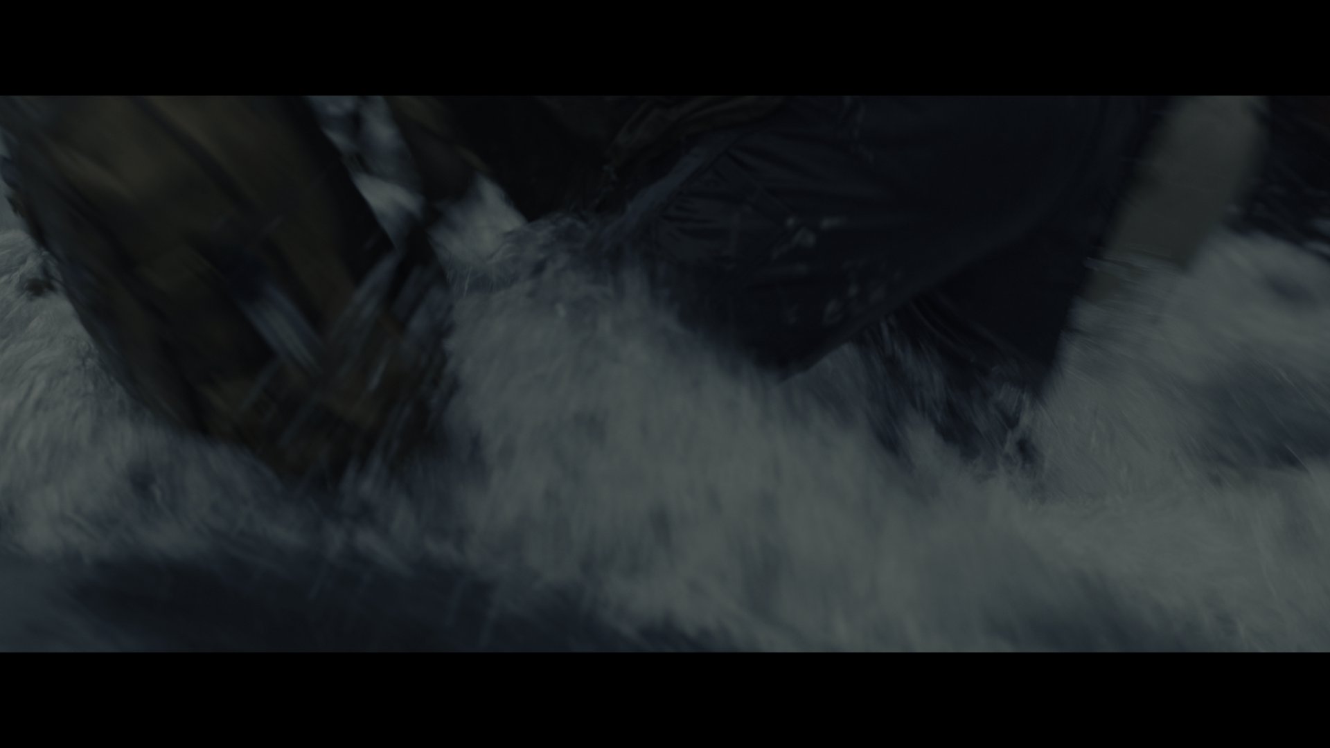 末日逃生2：迁移 (2026).mkv_002539.079.png