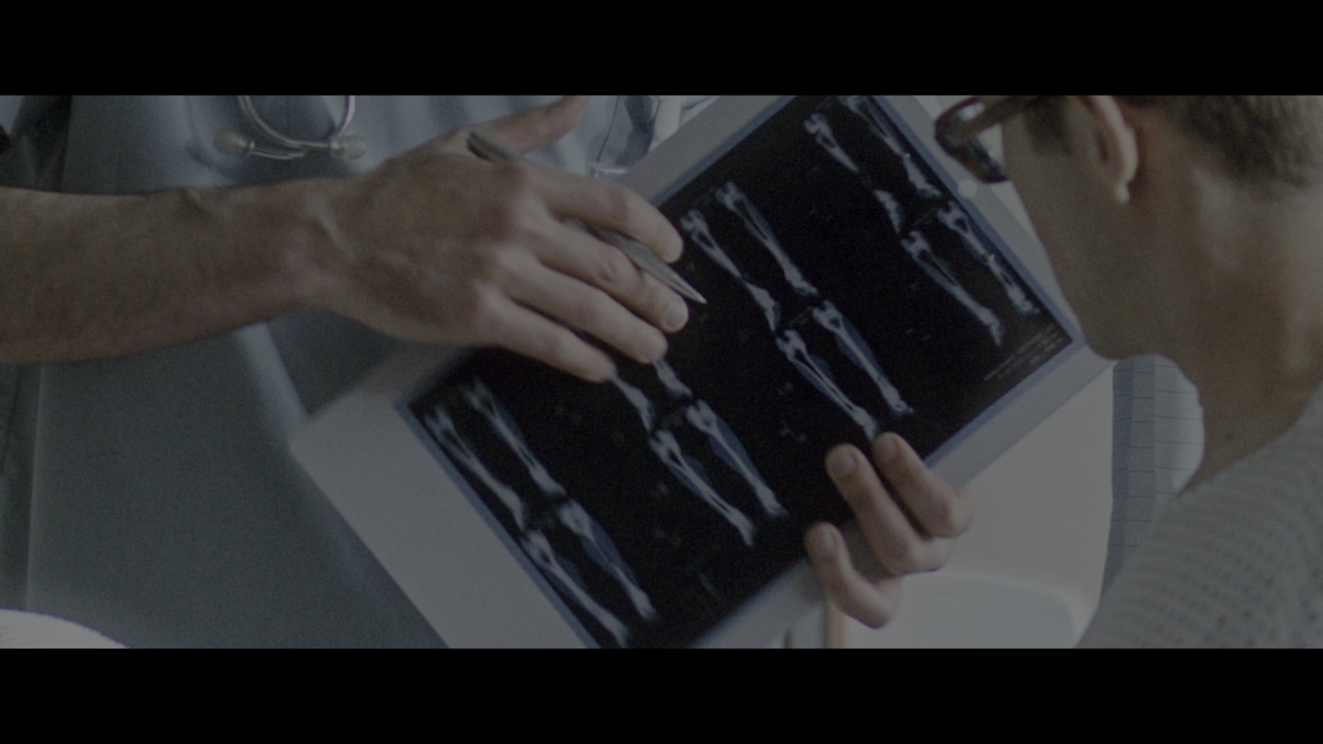 斯诺登 (2016) [tmdb=302401].mkv_000642.543.png