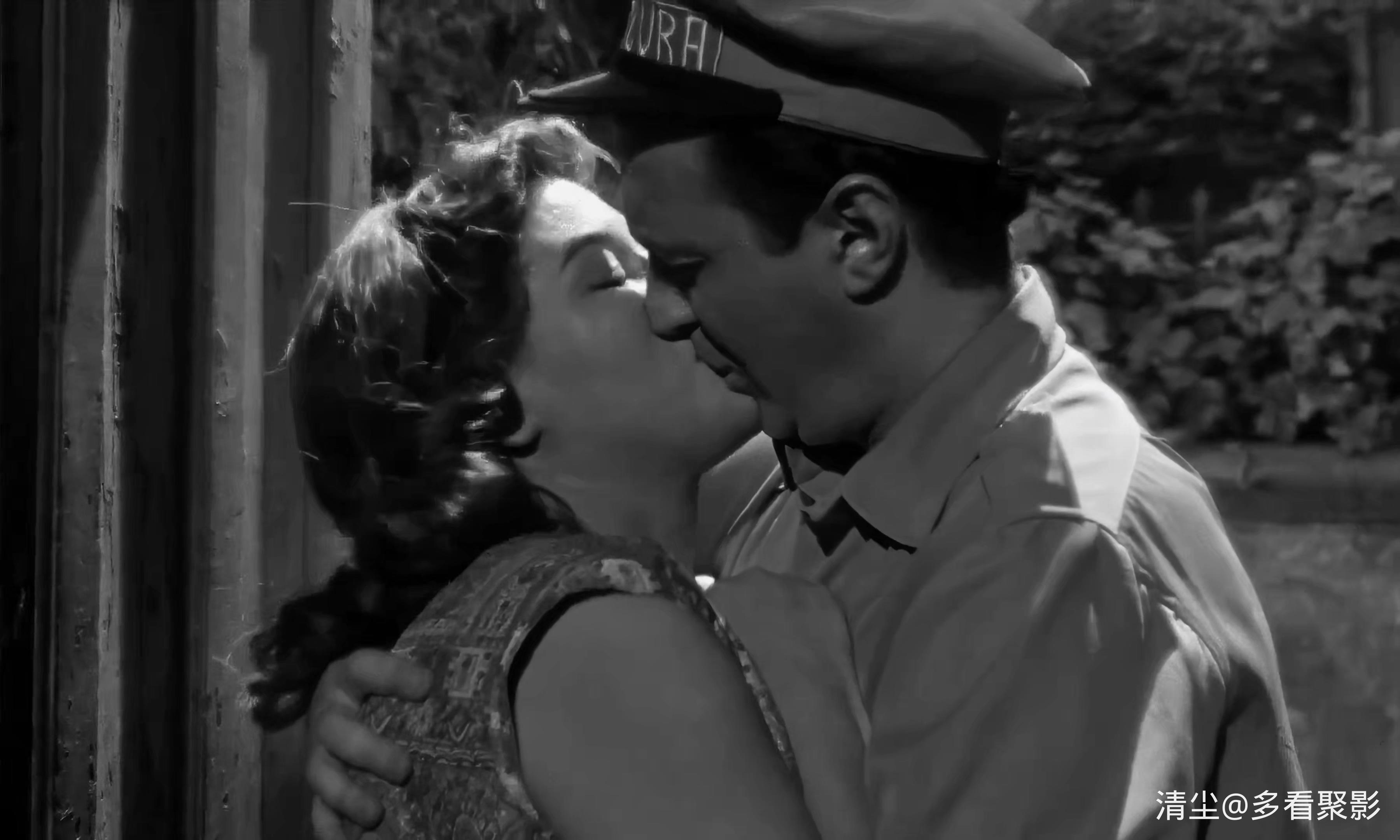 1957 影子部队 El batallón de las sombras.mkv_20260615_131415.612.jpg