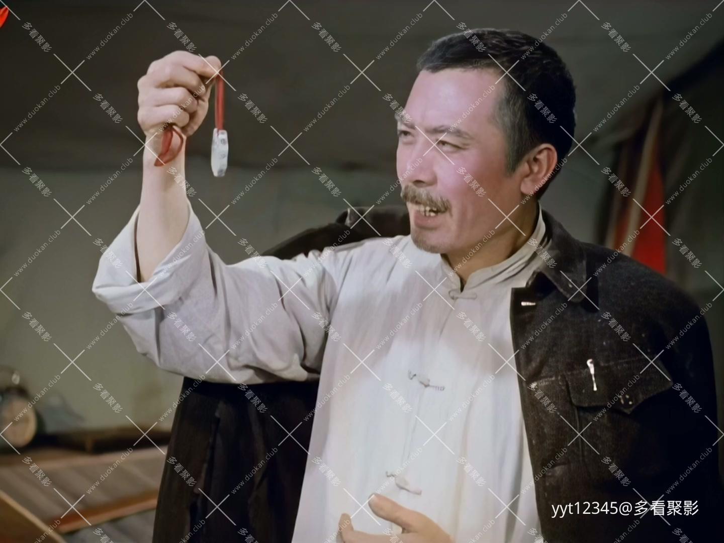 达吉和她的父亲[1961] Iris2.mkv_20260625_211739.970.jpg